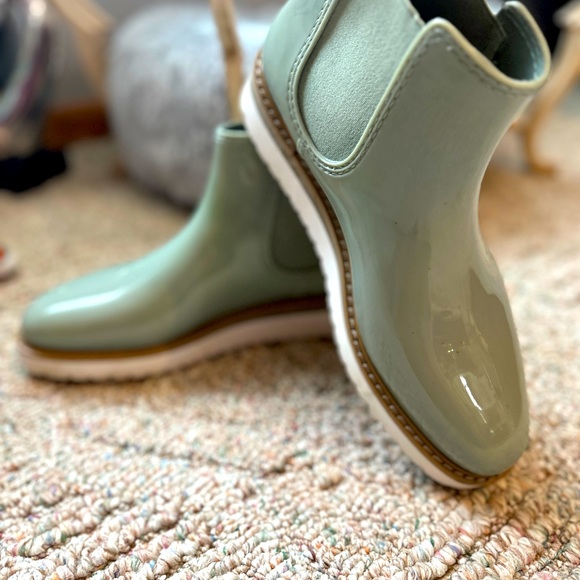 COUGAR Women's Kensington Waterproof Chelsea Boots - Picture 6 of 8